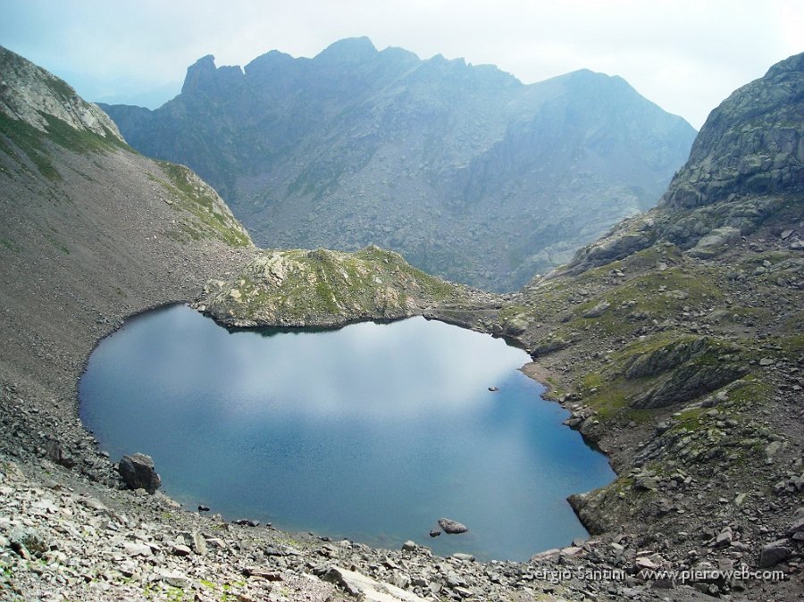 11 Lago rotondo e Cima di val Pianella.JPG